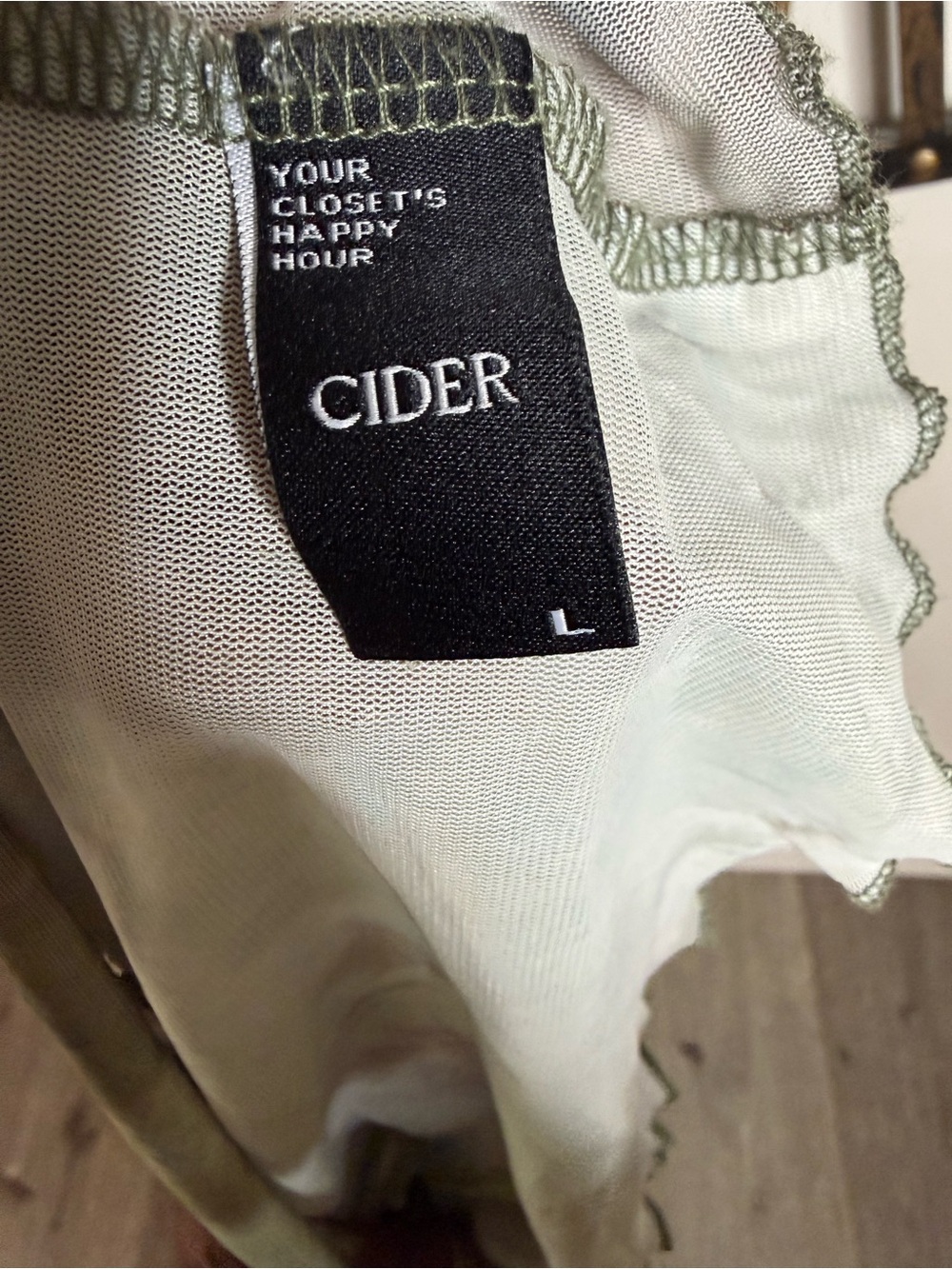 Cider Olive & Brown Sheet Cropped Long Sleeve Graphic Top - Picture 2 of 4